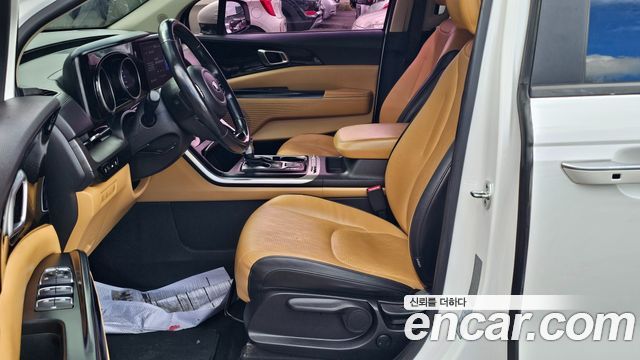 Kia Canival 2021 — photo 8