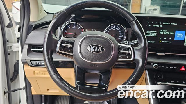 Kia Canival 2021 — photo 13
