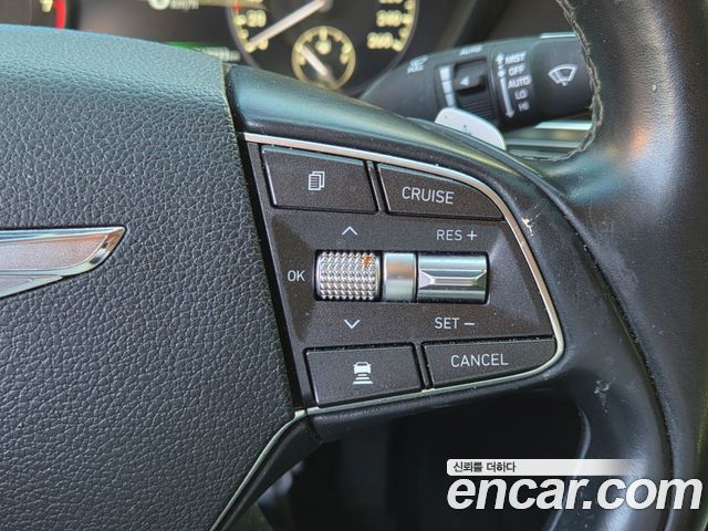 Genesis EQ900 2018 — photo 20