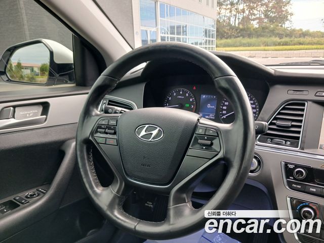 Hyundai Sonata 2015 — photo 8