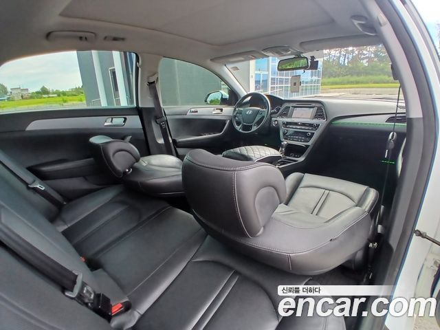Hyundai Sonata 2015 — photo 14