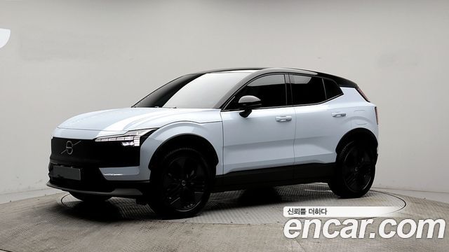 Volvo EX30 2026 — photo 3
