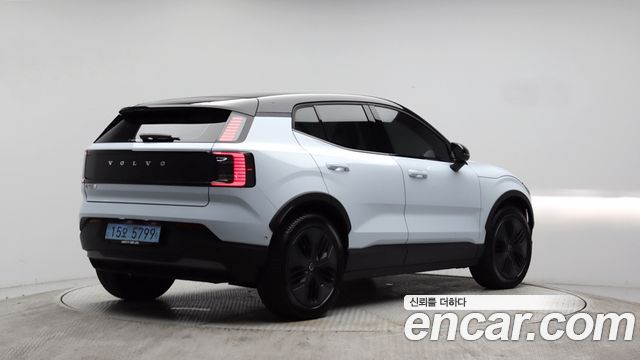 Volvo EX30 2026 — photo 4