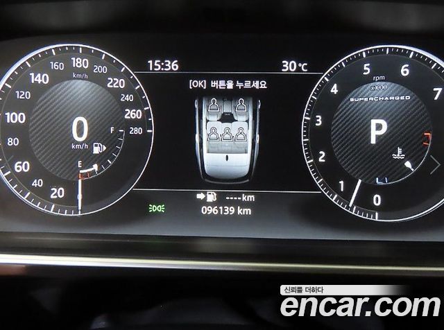 Land Rover Range Rover 2017 — photo 9