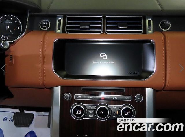 Land Rover Range Rover 2017 — photo 11