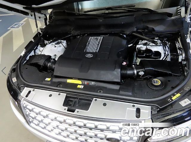 Land Rover Range Rover 2017 — photo 19
