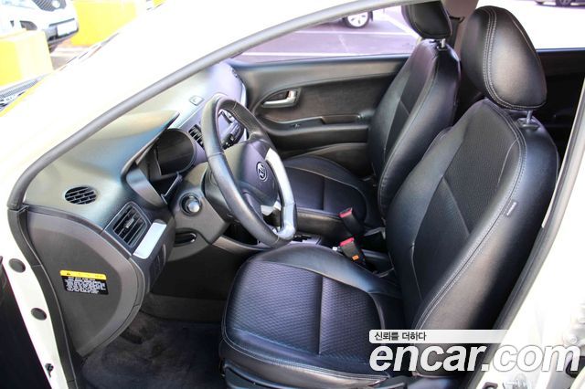 Kia morning 2012 — photo 17