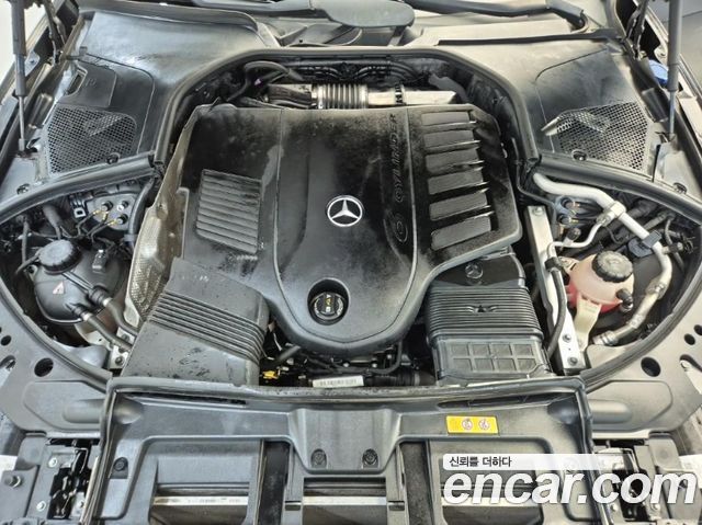 Mercedes-Benz S-Class 2022 — photo 5