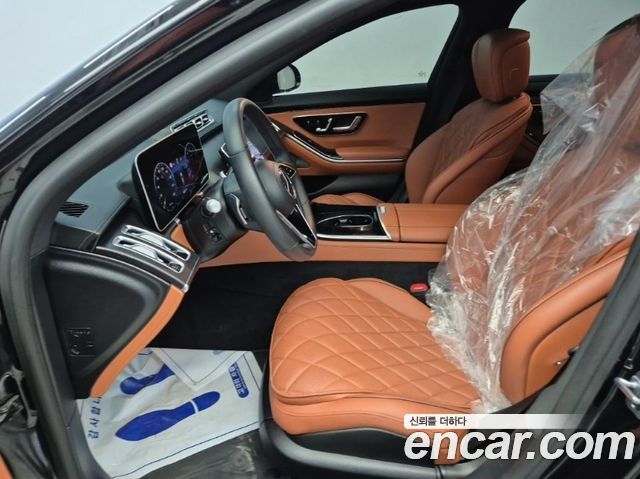 Mercedes-Benz S-Class 2022 — photo 16