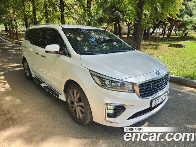 Kia Canival 2019 — photo 8