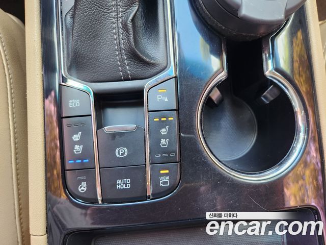 Kia Canival 2019 — photo 16