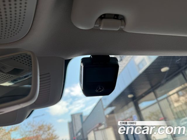 Mercedes-Benz E-Class 2019 — photo 15