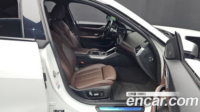 BMW i4 2024 — photo 16