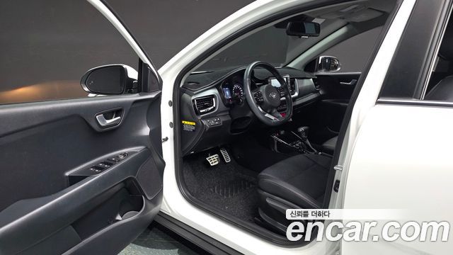 Kia Stonic 2020 — photo 10