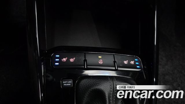 Kia Stonic 2020 — photo 16