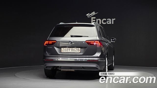 Volkswagen Tiguan 2020 — photo 4