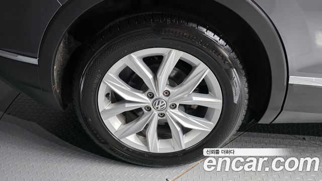 Volkswagen Tiguan 2020 — photo 5