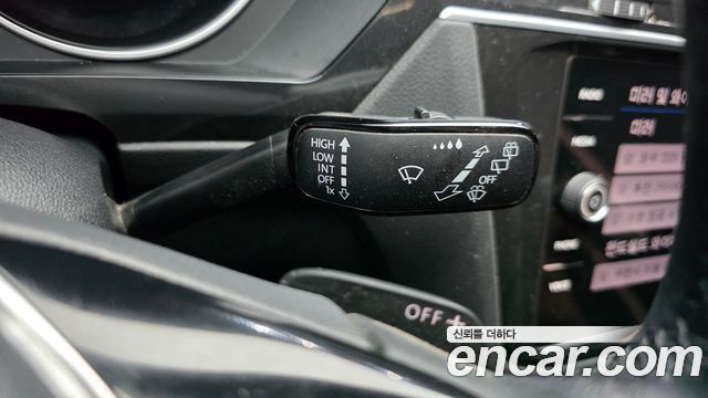 Volkswagen Tiguan 2020 — photo 30