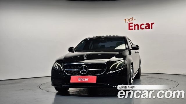 Mercedes-Benz E-Class 2018 — photo 3