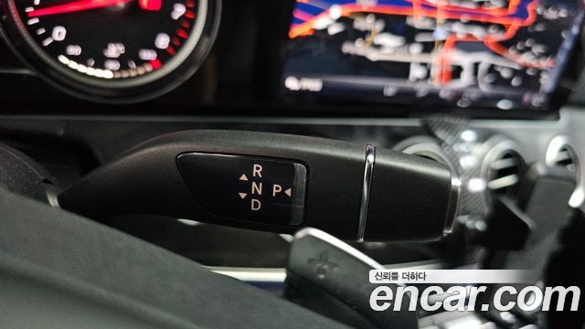 Mercedes-Benz E-Class 2018 — photo 9