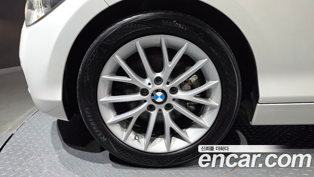 BMW 1-Series 2015 — photo 5