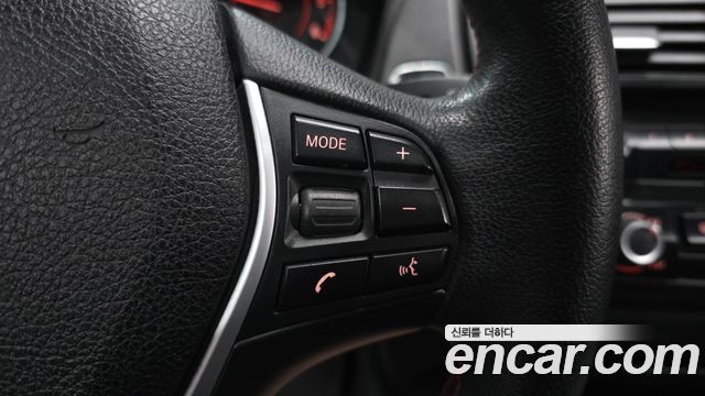 BMW 1-Series 2015 — photo 16