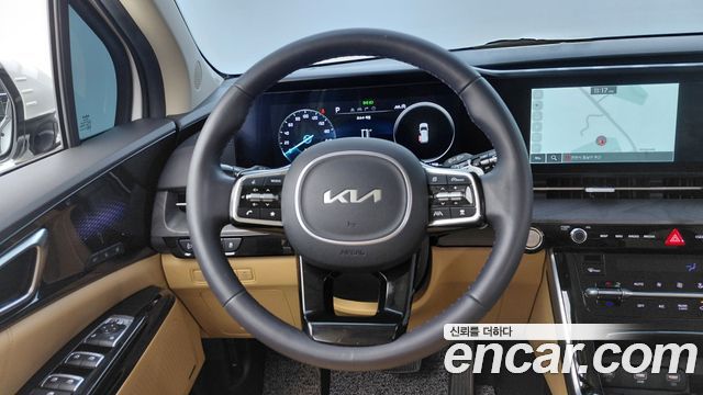 Kia Canival 2023 — photo 13