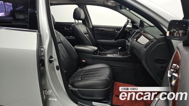 Hyundai Equus 2010 — photo 10