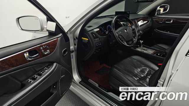Hyundai Equus 2010 — photo 11