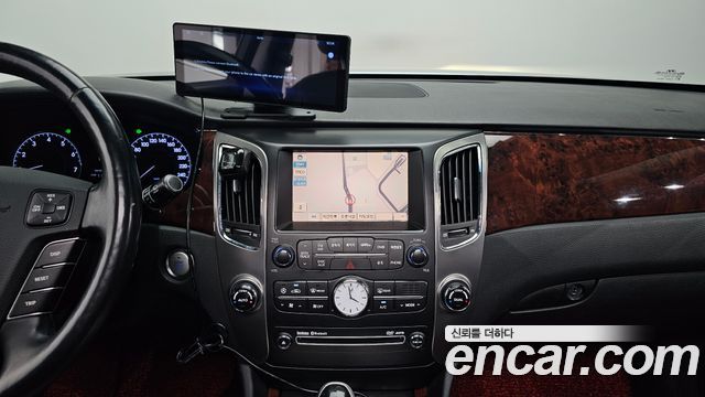 Hyundai Equus 2010 — photo 14