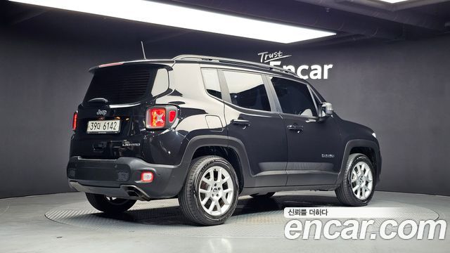Jeep Renegade 2019 — photo 2
