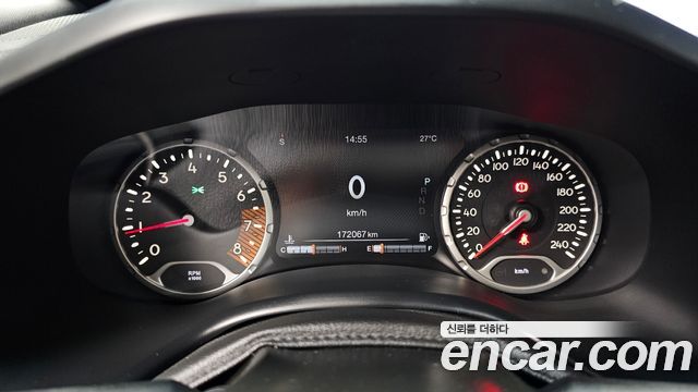 Jeep Renegade 2019 — photo 8
