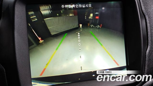 Jeep Renegade 2019 — photo 18