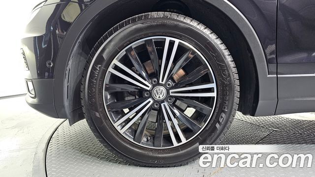 Volkswagen Tiguan 2020 — photo 5