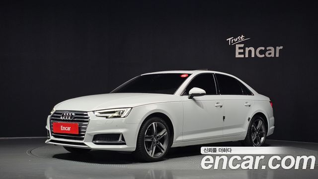 Audi A4 2019 — photo 1