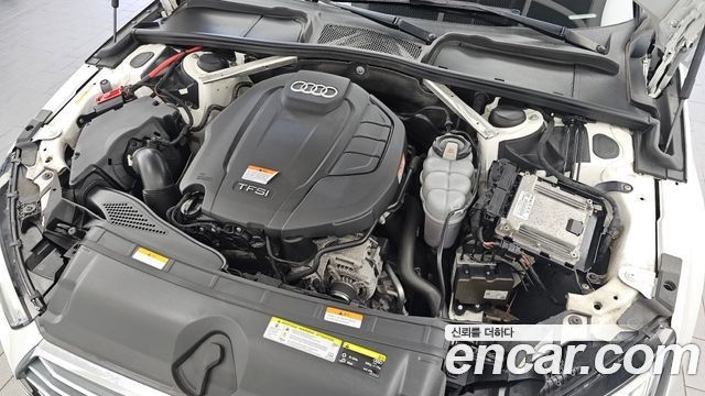 Audi A4 2019 — photo 6