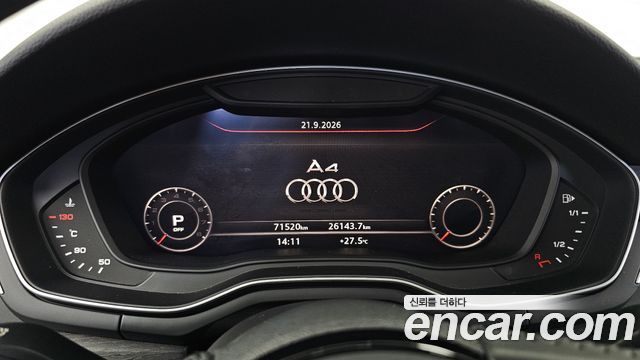 Audi A4 2019 — photo 11