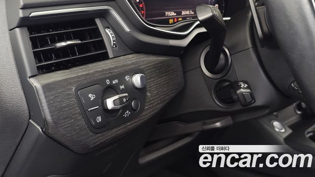 Audi A4 2019 — photo 27