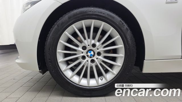 BMW 3-Series 2016 — photo 5