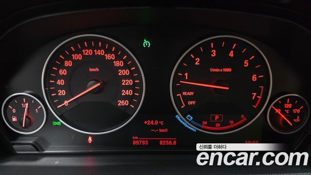 BMW 3-Series 2016 — photo 8