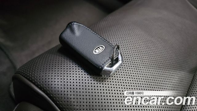 Kia K9 2020 — photo 35