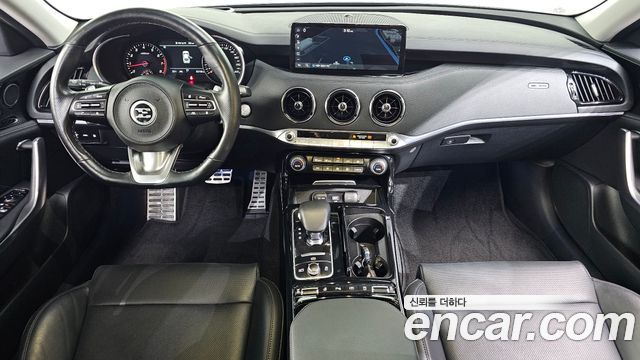Kia Stinger 2021 — photo 10