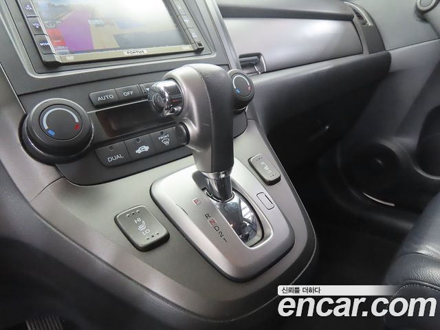 Honda CR-V 2011 — photo 11