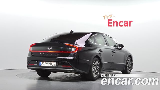 Hyundai Sonata 2022 — photo 2