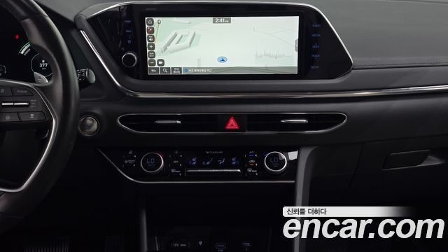 Hyundai Sonata 2022 — photo 14