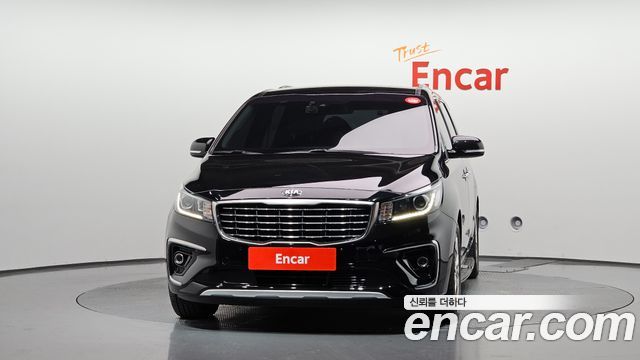 Kia Canival 2020 — photo 3