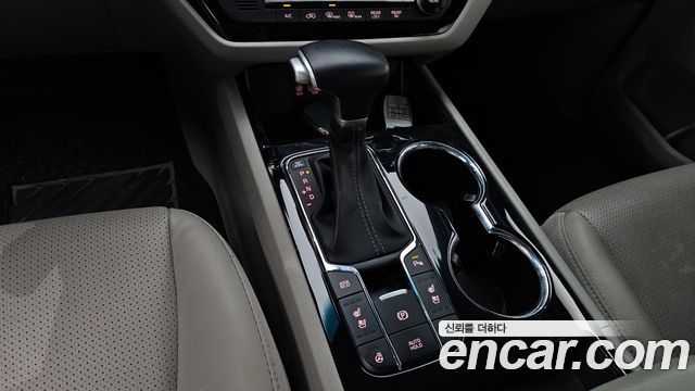 Kia Canival 2020 — photo 9