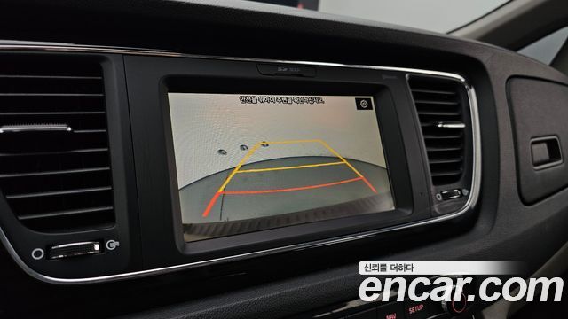 Kia Canival 2020 — photo 15