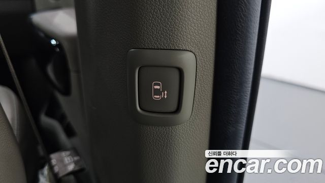 Kia Canival 2020 — photo 18