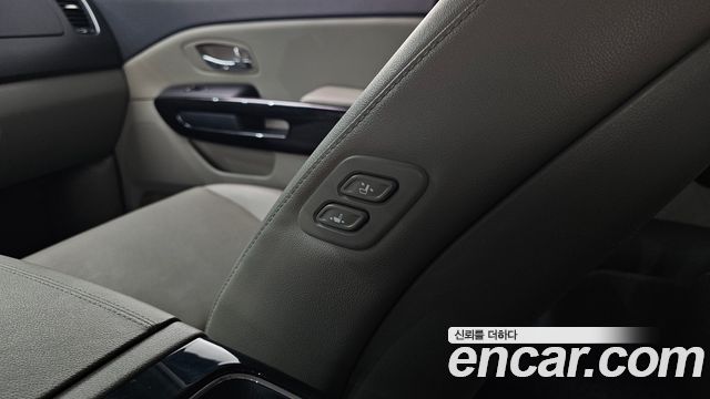 Kia Canival 2020 — photo 19